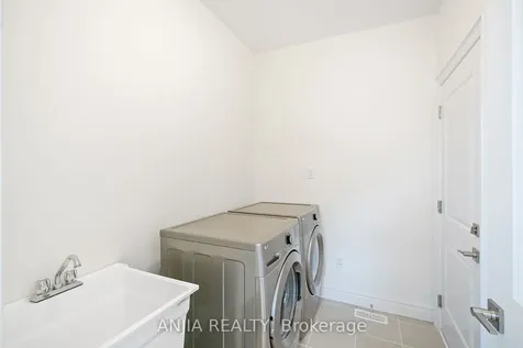 54 Beach Walk Crescent Fort Erie ON L0S 1N0