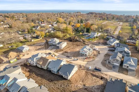54 Beach Walk Crescent Fort Erie ON L0S 1N0