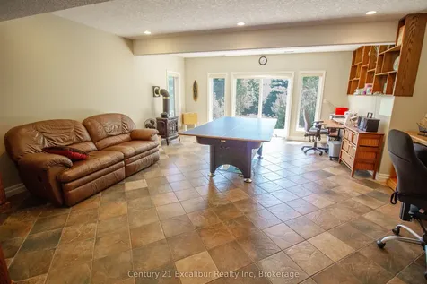 7525 Wellington Road No. 36 Road E Puslinch ON N0B 2J0
