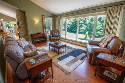 7525 Wellington Road No. 36 Road E Puslinch ON N0B 2J0