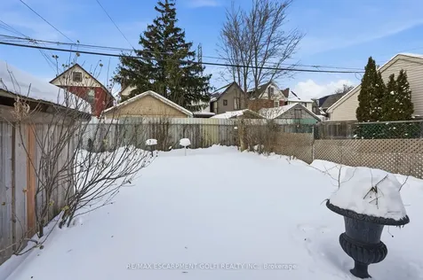 121 Gibson Avenue Hamilton ON L8L 6J9