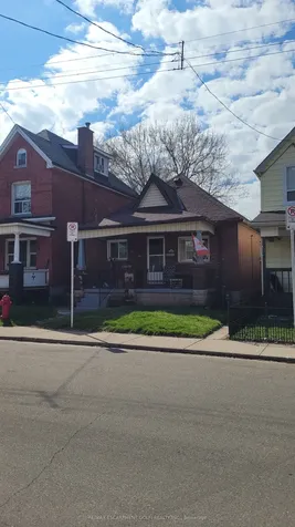 121 Gibson Avenue Hamilton ON L8L 6J9