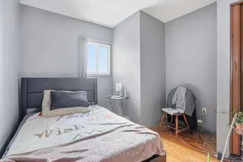 121 Gibson Avenue Hamilton ON L8L 6J9