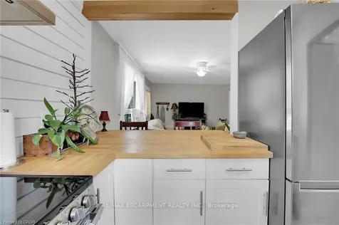 4 Nanticoke Valley Road Haldimand ON N0A 1L0