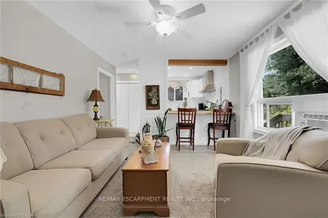 4 Nanticoke Valley Road Haldimand ON N0A 1L0
