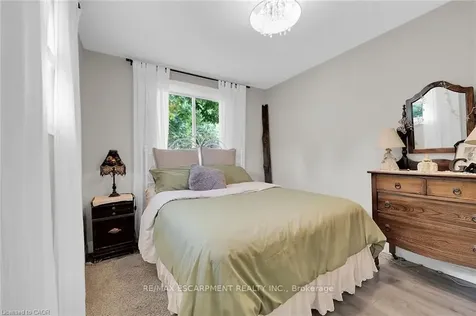 4 Nanticoke Valley Road Haldimand ON N0A 1L0