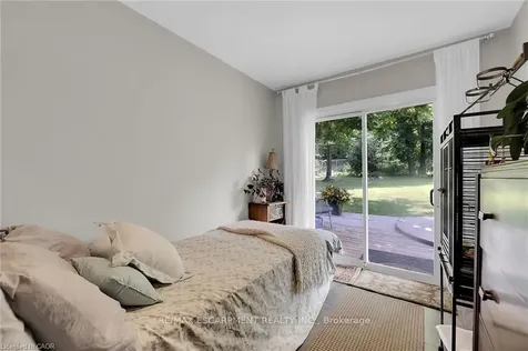 4 Nanticoke Valley Road Haldimand ON N0A 1L0