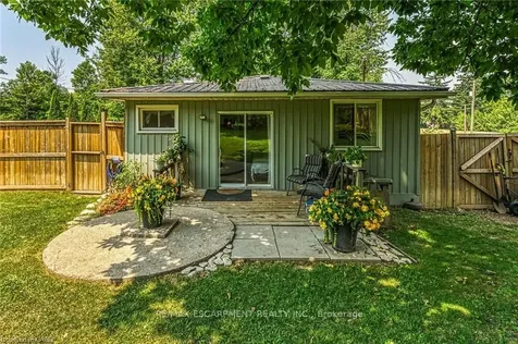 4 Nanticoke Valley Road Haldimand ON N0A 1L0