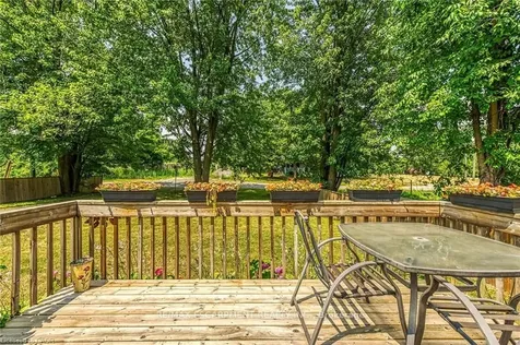 4 Nanticoke Valley Road Haldimand ON N0A 1L0
