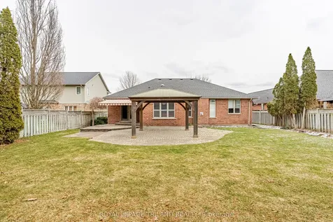 43 Pinehurst Drive Thames Centre ON N0L 1G2