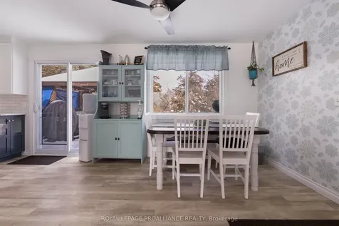 202 Huntingwood Drive Quinte West ON K8N 4Z5