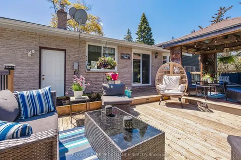 202 Huntingwood Drive Quinte West ON K8N 4Z5