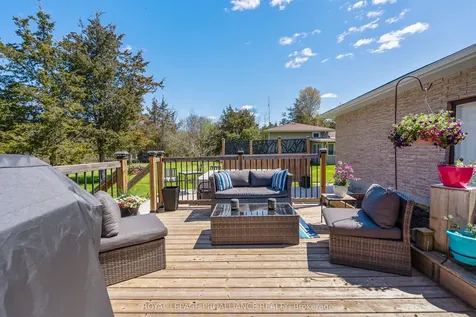 202 Huntingwood Drive Quinte West ON K8N 4Z5