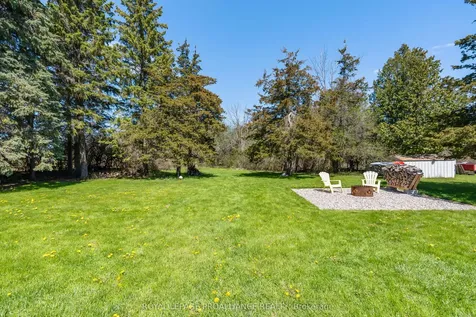 202 Huntingwood Drive Quinte West ON K8N 4Z5