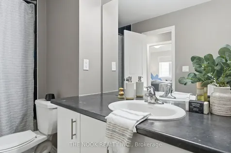 89 Goodall Court Centre Wellington ON N1M 0C8