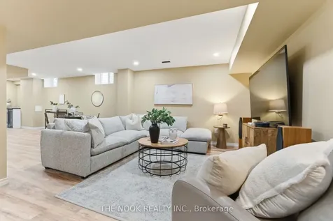 89 Goodall Court Centre Wellington ON N1M 0C8