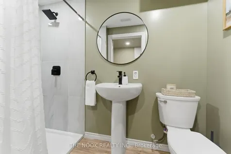 89 Goodall Court Centre Wellington ON N1M 0C8