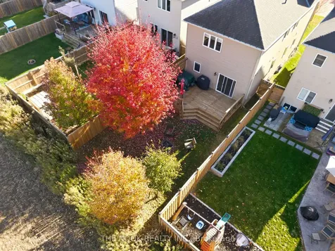 89 Goodall Court Centre Wellington ON N1M 0C8