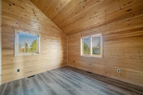 33 Laird Drive Kawartha Lakes ON K9V 4R6