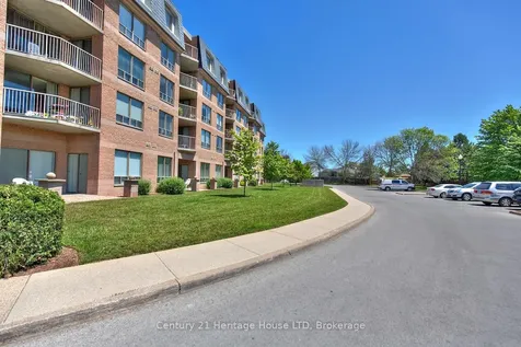 8111 Forest Glen Drive Niagara Falls ON L2H 2Y7