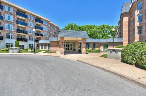 8111 Forest Glen Drive Niagara Falls ON L2H 2Y7