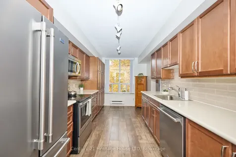 8111 Forest Glen Drive Niagara Falls ON L2H 2Y7