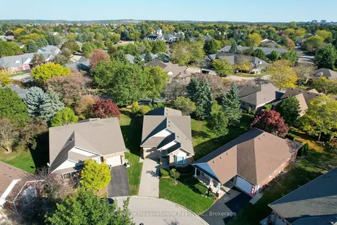 20 Arbordale Walk Guelph ON N1C 4X7