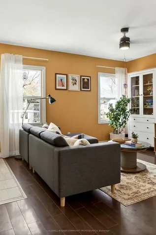 364 Tragina Avenue N Hamilton ON L8H 5E5