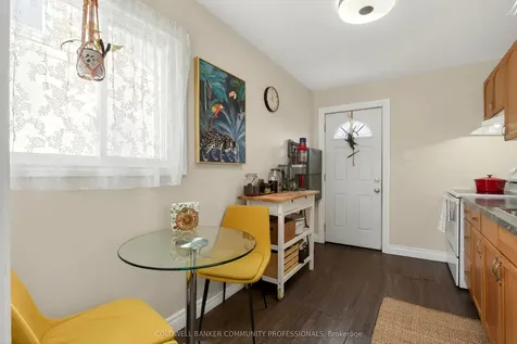 364 Tragina Avenue N Hamilton ON L8H 5E5