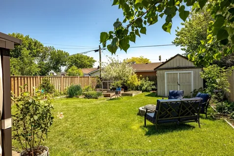 364 Tragina Avenue N Hamilton ON L8H 5E5