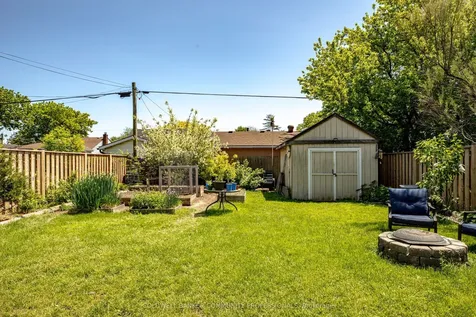 364 Tragina Avenue N Hamilton ON L8H 5E5
