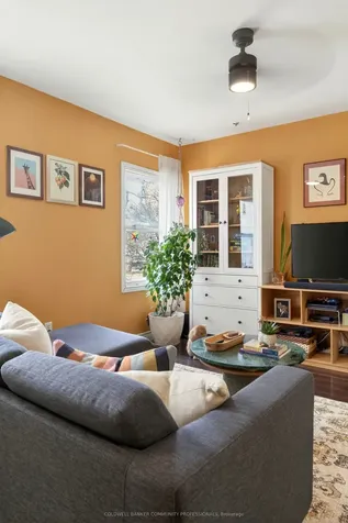 364 Tragina Avenue N Hamilton ON L8H 5E5