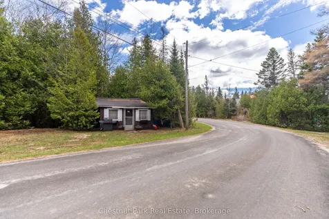 154 Myles Bay Shore Road Northern Bruce Peninsula ON N0H 1W0