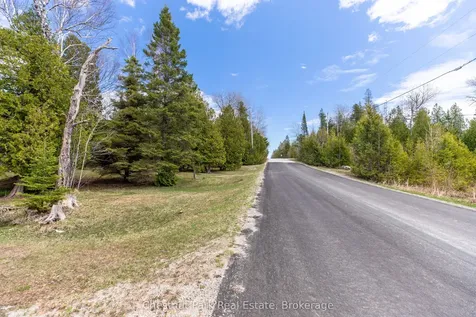 154 Myles Bay Shore Road Northern Bruce Peninsula ON N0H 1W0