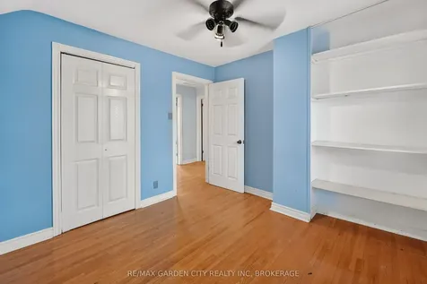 284 Burgar Street Welland ON L3B 2T6