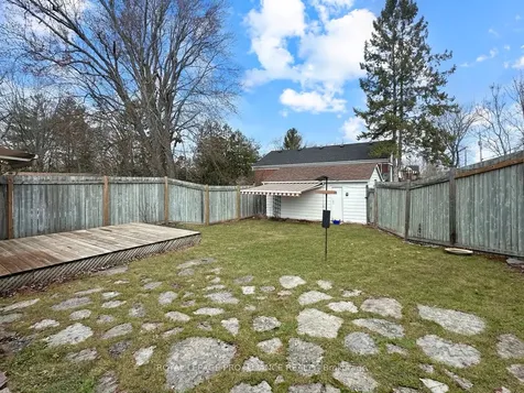 284 Victoria Avenue Belleville ON K8N 2C7