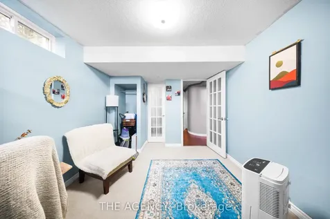 132 Blackburn Drive Brantford ON N3T 6S2