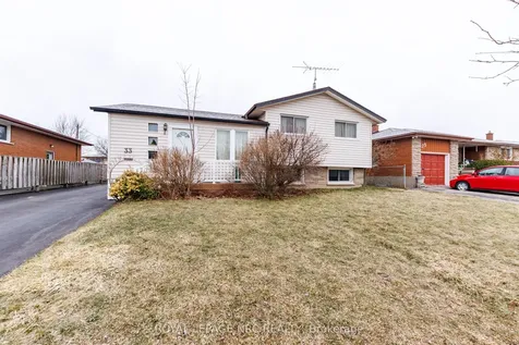 33 Strathmore Crescent Welland ON L3B 1B8