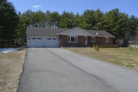 34 Wilson Lane Hastings Highlands ON K0L 1C0