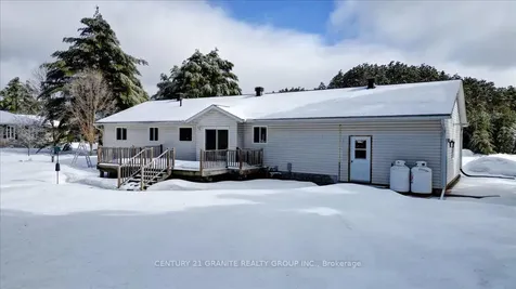 34 Wilson Lane Hastings Highlands ON K0L 1C0