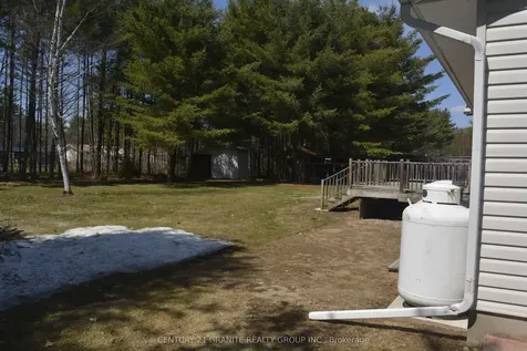 34 Wilson Lane Hastings Highlands ON K0L 1C0