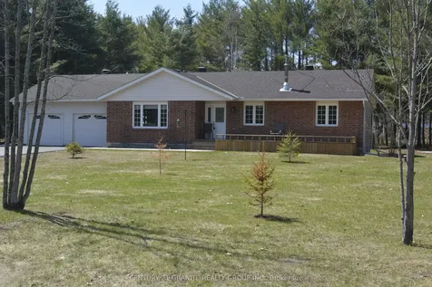 34 Wilson Lane Hastings Highlands ON K0L 1C0