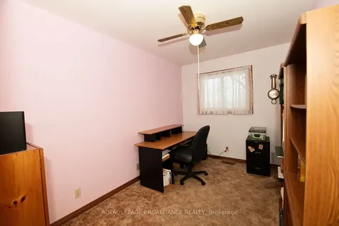 35 Morris Drive Belleville ON K8P 5B3