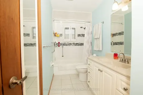 35 Morris Drive Belleville ON K8P 5B3
