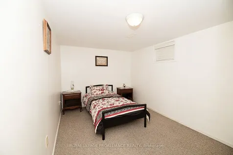 35 Morris Drive Belleville ON K8P 5B3