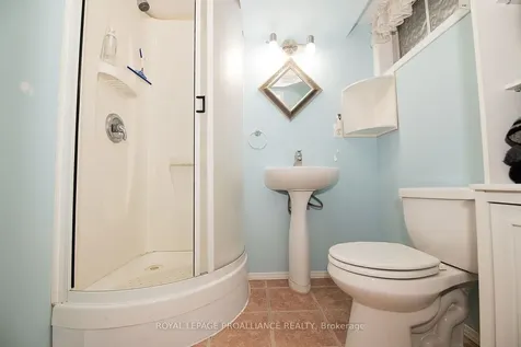 35 Morris Drive Belleville ON K8P 5B3