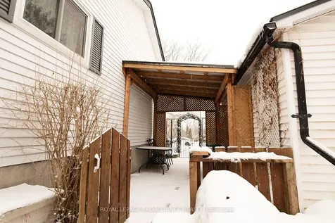 35 Morris Drive Belleville ON K8P 5B3