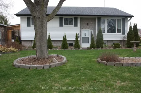 35 Morris Drive Belleville ON K8P 5B3