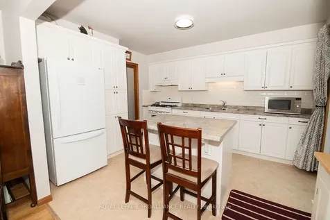 35 Morris Drive Belleville ON K8P 5B3