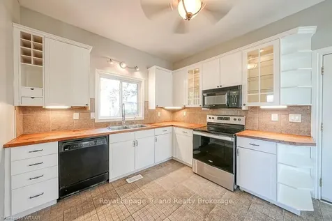 246 Thames Street N Ingersoll ON N5C 3E4